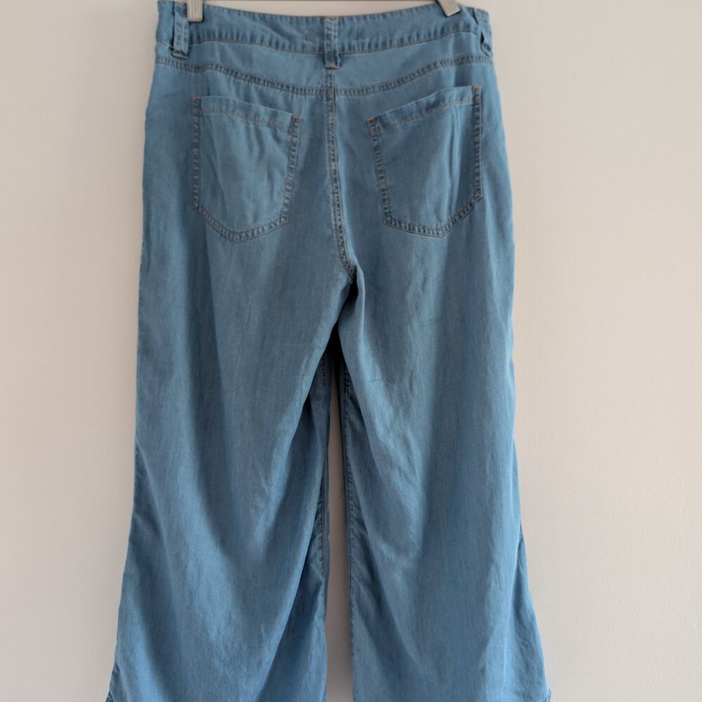 3/$30 Dex chambray wide leg pants - Picture 4 of 8